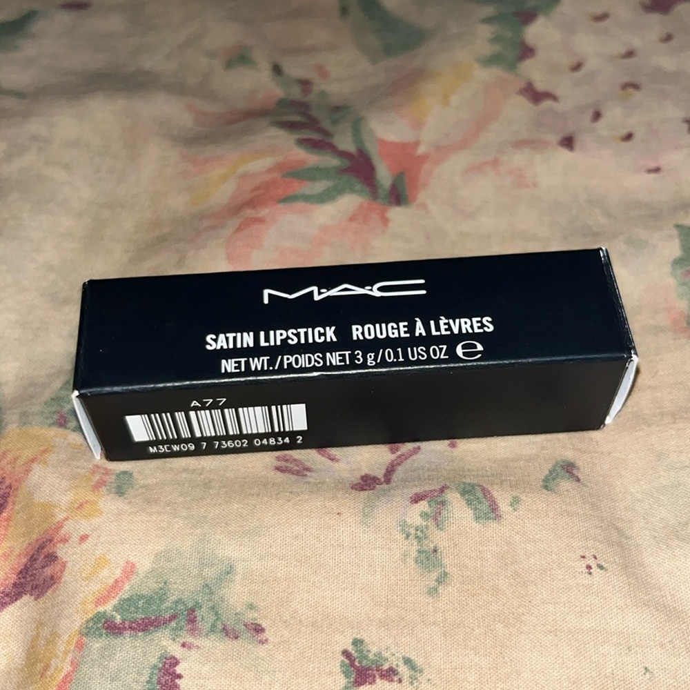 NWT brand new Mac cyber lipstick deep purple